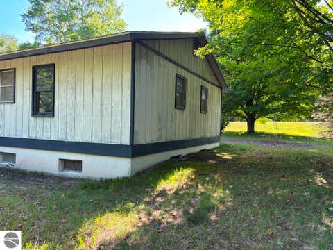 Tiny photo for 10009 E Lakeview Hills Road, Traverse City, MI 49684 (MLS # 1946535)