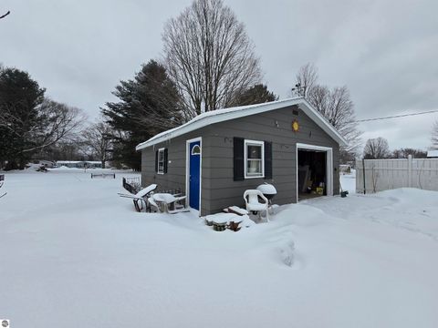 Tiny photo for 115 W Prospect Avenue, Harrietta, MI 49638 (MLS # 1941765)