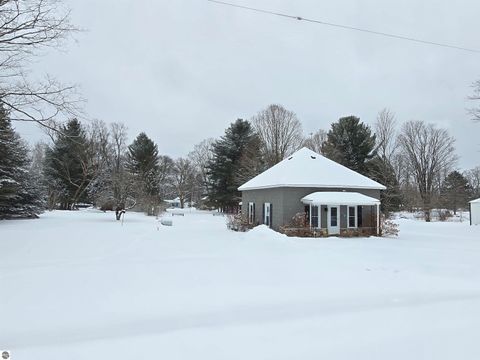 Tiny photo for 115 W Prospect Avenue, Harrietta, MI 49638 (MLS # 1941765)