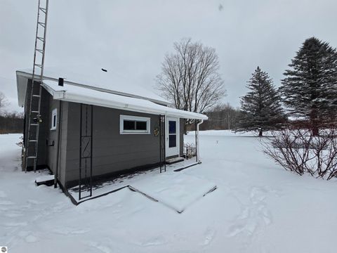 Tiny photo for 115 W Prospect Avenue, Harrietta, MI 49638 (MLS # 1941765)