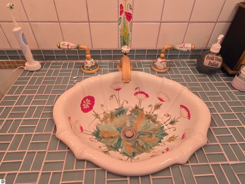 Tiny photo for 115 W Prospect Avenue, Harrietta, MI 49638 (MLS # 1941765)