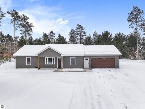 Photo of 3494 Gleaner Hall Road, Kingsley, MI 49649 (MLS # 1942705)