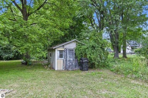 Tiny photo for 14596 Thompson Avenue, Thompsonville, MI 49683 (MLS # 1949601)