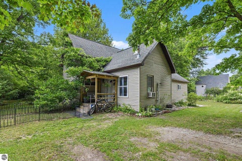 Tiny photo for 14596 Thompson Avenue, Thompsonville, MI 49683 (MLS # 1949601)