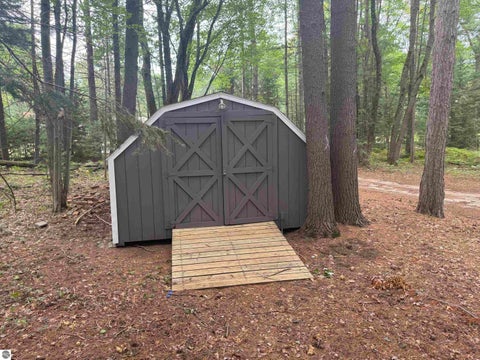 Tiny photo for 701 Springwood Drive, Prudenville, MI 48651 (MLS # 1949882)