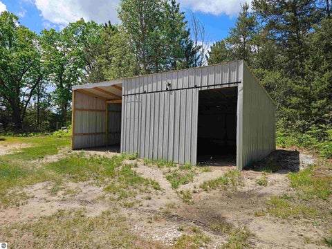 Tiny photo for 9733 W Jennings Road, Lake City, MI 49651 (MLS # 1946277)