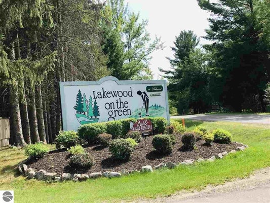 WHITE PINE DR, CADILLAC, MI 49601 - Image 251bbd651bcc4e93ab2c305cb78b7953/565144474