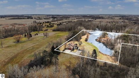 Tiny photo for 4144 Fairway Lane, Mt Pleasant, MI 48858 (MLS # 1942968)