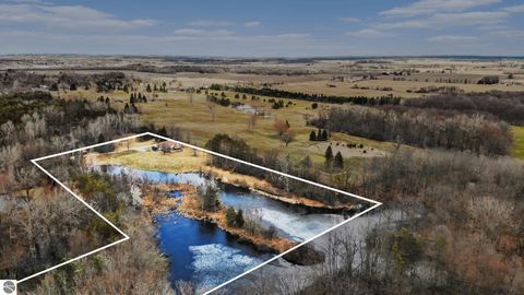 Tiny photo for 4144 Fairway Lane, Mt Pleasant, MI 48858 (MLS # 1942968)