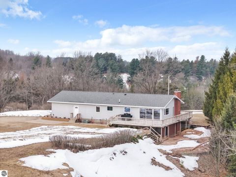 Tiny photo for 3800 N 13 Road, Mesick, MI 49668 (MLS # 1942844)