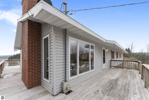 Tiny photo for 3800 N 13 Road, Mesick, MI 49668 (MLS # 1942844)