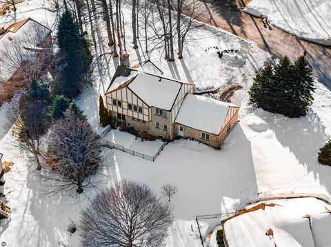 Photo of 5270 N Liberty, Traverse City, MI 49685 (MLS # 1943038)