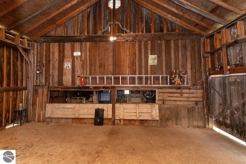 Tiny photo for 1227 E Washington Road, Farwell, MI 48622 (MLS # 1942823)