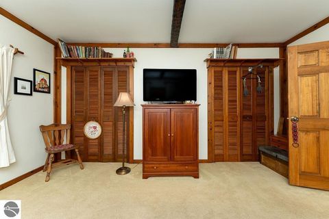 Tiny photo for 1227 E Washington Road, Farwell, MI 48622 (MLS # 1942823)