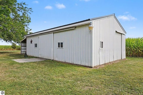 Tiny photo for 6564 N Crapo Road, St Louis, MI 48880 (MLS # 1950021)