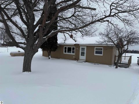 Photo of 20347 Faylor Road, Copemish, MI 49625 (MLS # 1942788)