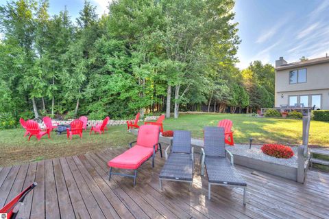 Tiny photo for 93 County Road 441, Manistique, MI 49854 (MLS # 1945464)