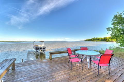 Tiny photo for 93 County Road 441, Manistique, MI 49854 (MLS # 1945464)