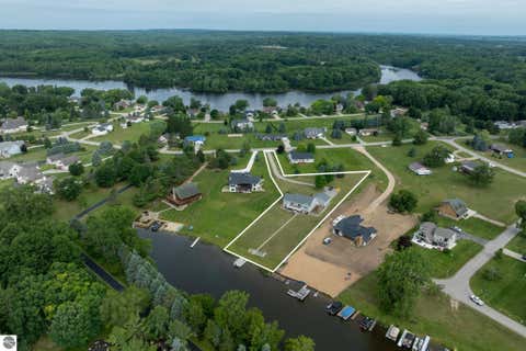 Tiny photo for 1081 Bundy Drive, Lake Isabella, MI 48893 (MLS # 1947546)