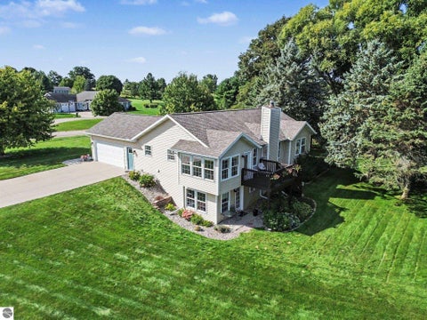 Tiny photo for 1010 Tee Drive, Lake Isabella, MI 48893 (MLS # 1950544)