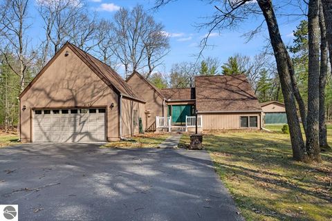 Photo of 4165 Gagnon Trail, Oscoda, MI 48750 (MLS # 1944335)