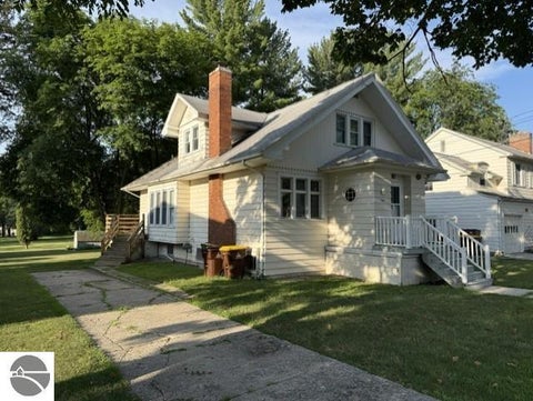Tiny photo for 707 W Center Street, Alma, MI 48801 (MLS # 1948047)