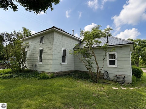 Tiny photo for 1107 Michigan Avenue, Alma, MI 48801 (MLS # 1949071)