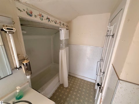 Tiny photo for 1107 Michigan Avenue, Alma, MI 48801 (MLS # 1949071)