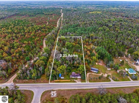 Tiny photo for 2948 E Michigan Highway, Roscommon, MI 48653 (MLS # 1948724)