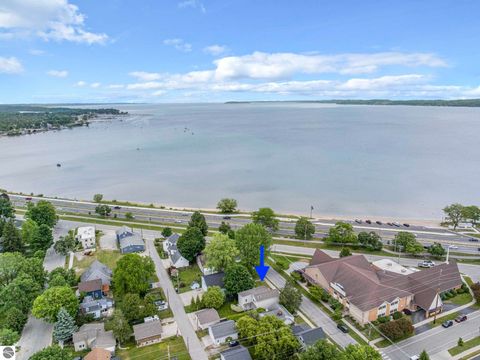 Tiny photo for 509 Cedar Street, Traverse City, MI 49684 (MLS # 1947017)