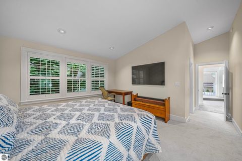 Tiny photo for 509 Cedar Street, Traverse City, MI 49684 (MLS # 1947017)