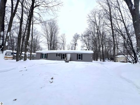 Tiny photo for 3437 US-131 N, Kalkaska, MI 49646 (MLS # 1942094)
