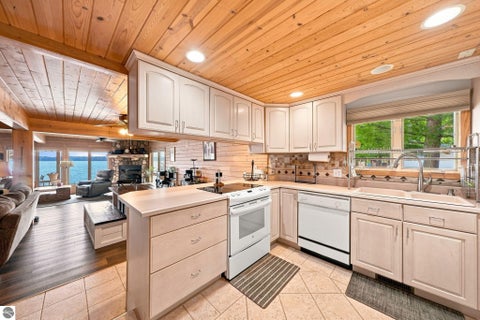 Tiny photo for 9171 W Oak Drive, Lake City, MI 49651 (MLS # 1950086)