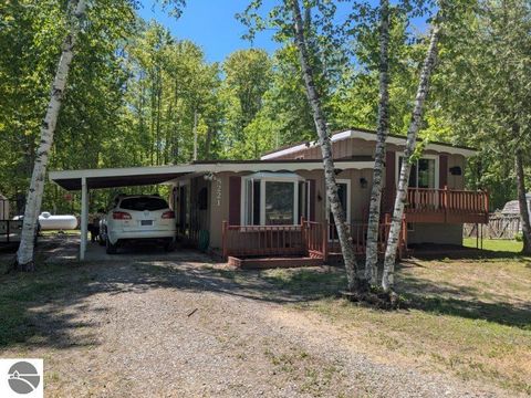 Photo of 8221 Avalon Drive, Hale, MI 48739 (MLS # 1947561)