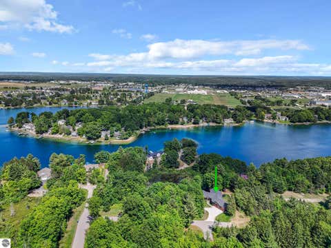 Tiny photo for 677 Blueberry Ridge, Traverse City, MI 49685 (MLS # 1947011)