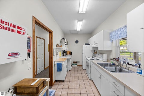 Tiny photo for 1108 Hemingway Lane, Traverse City, MI 49686 (MLS # 1950927)