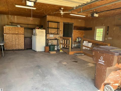 Tiny photo for 2600 W Schmeid Road, Six Lakes, MI 48886 (MLS # 1946078)