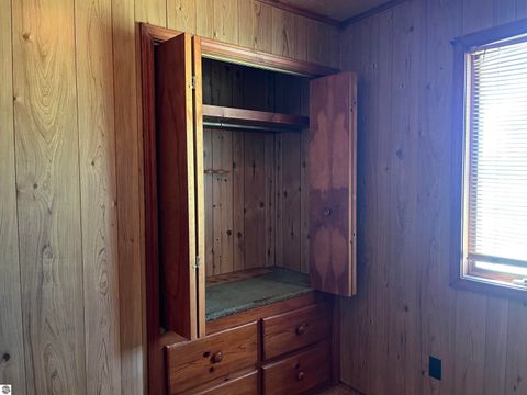Tiny photo for 2600 W Schmeid Road, Six Lakes, MI 48886 (MLS # 1946078)
