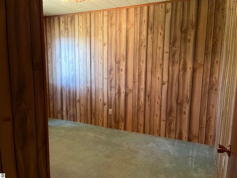 Tiny photo for 2600 W Schmeid Road, Six Lakes, MI 48886 (MLS # 1946078)