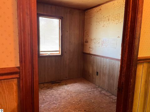 Tiny photo for 2600 W Schmeid Road, Six Lakes, MI 48886 (MLS # 1946078)