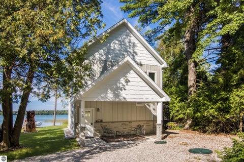 Tiny photo for 560 E Harbor Highway, Maple City, MI 49664 (MLS # 1951037)