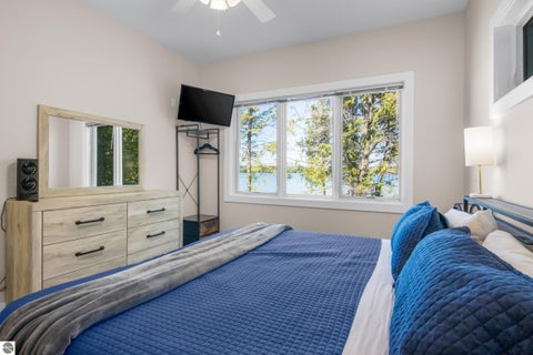 Tiny photo for 560 E Harbor Highway, Maple City, MI 49664 (MLS # 1951037)