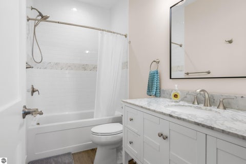 Tiny photo for 560 E Harbor Highway, Maple City, MI 49664 (MLS # 1951037)