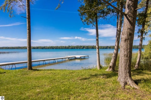 Tiny photo for 560 E Harbor Highway, Maple City, MI 49664 (MLS # 1951037)