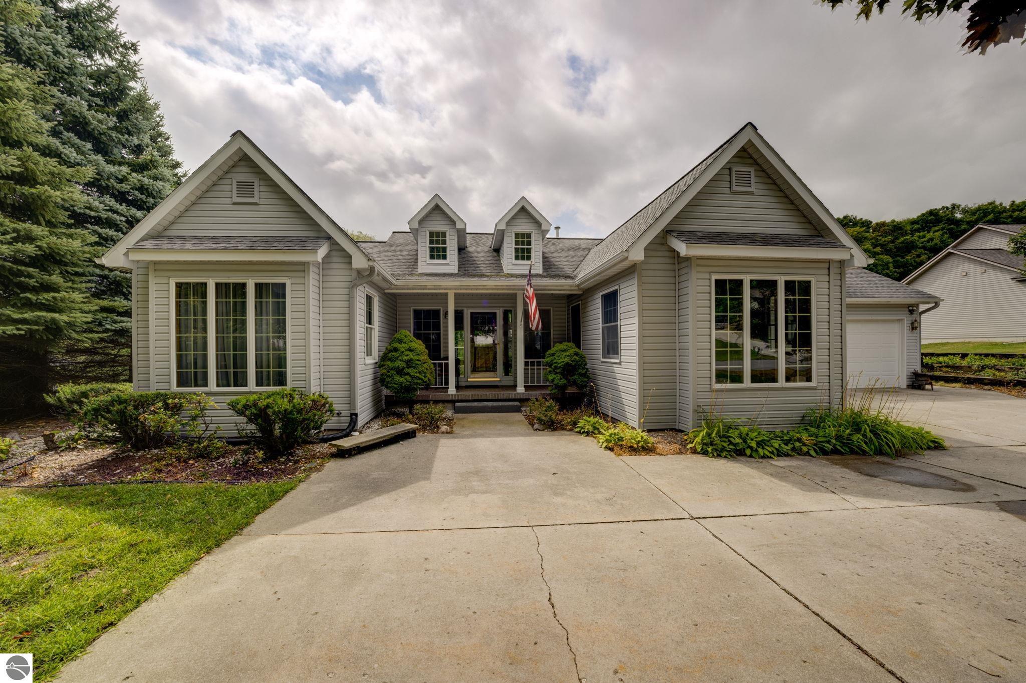 4445 Silver Valley Lane - Photo 2