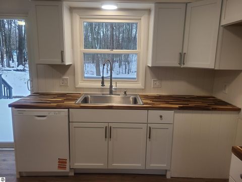 Tiny photo for 4805 Chippewa Road, Oscoda, MI 48750 (MLS # 1942987)