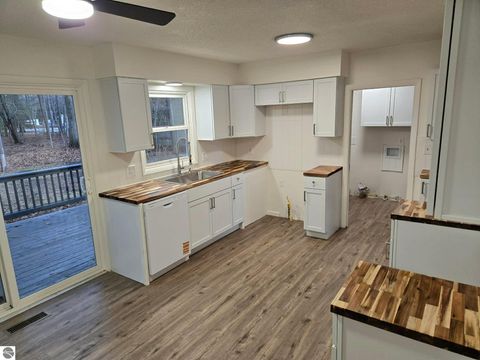 Tiny photo for 4805 Chippewa Road, Oscoda, MI 48750 (MLS # 1942987)