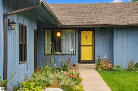 Tiny photo for 200 Sunset Drive, Frankfort, MI 49635 (MLS # 1951717)