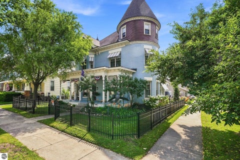 Tiny photo for 202 Stimson Street, Cadillac, MI 49601 (MLS # 1949291)