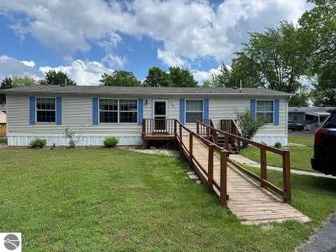 Tiny photo for 714 Golfview Circle, Elk Rapids, MI 49629 (MLS # 1946561)